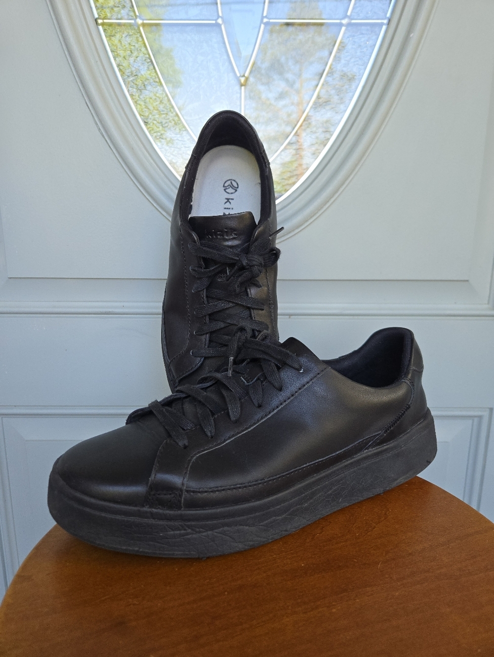KIZIK Vegas Unisex Leather Sneaker Black